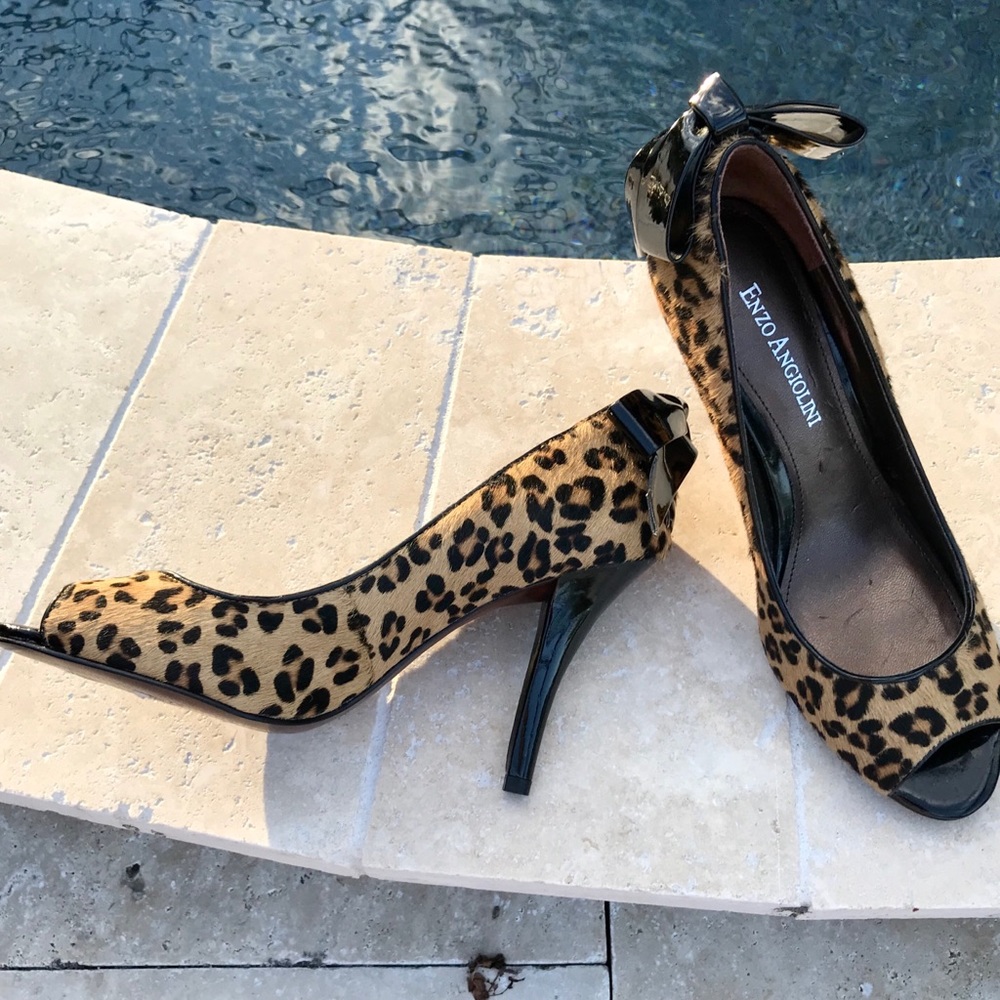 NWOT Calf Hair Enzo A. Heels w/Bow